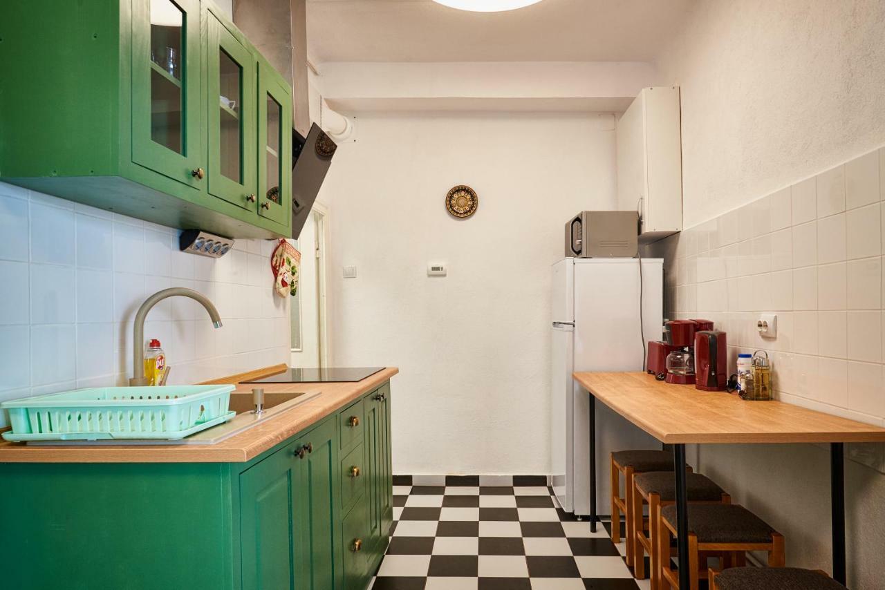 City Escape Apartments Брашов Екстер'єр фото